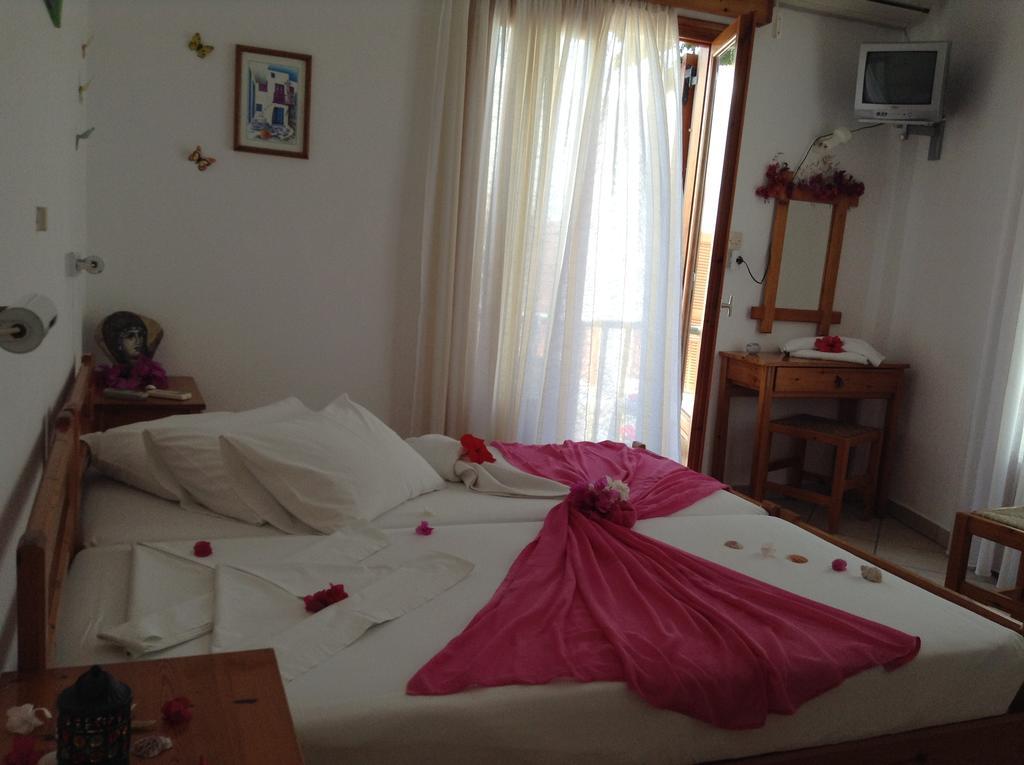 Arian Hotel Páros Extérieur photo